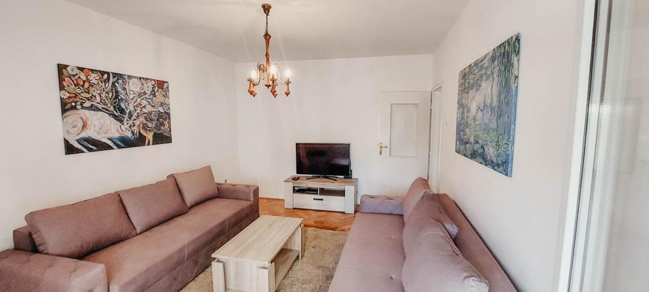Apartment Bracovic - City Center 巴尔 外观 照片