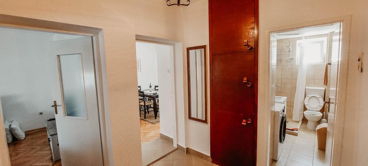 Apartment Bracovic - City Center 巴尔 外观 照片